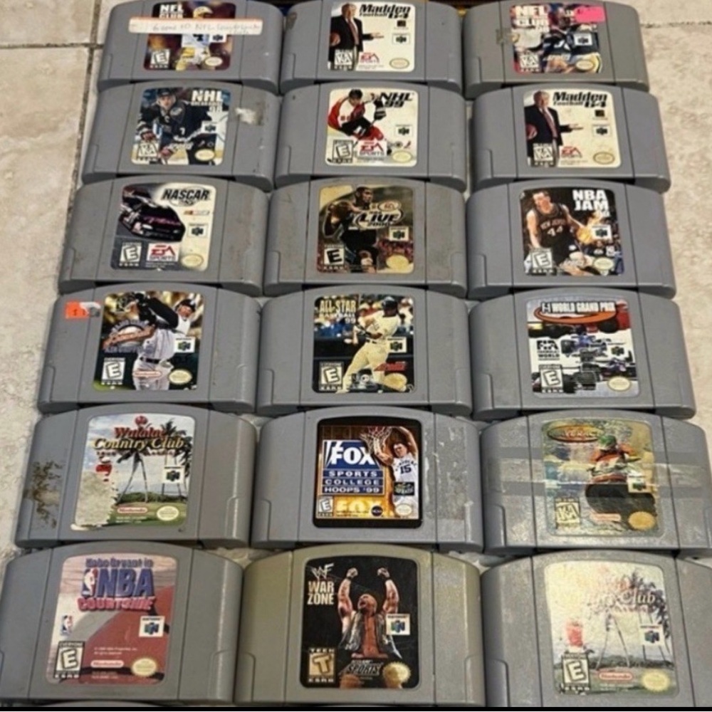 Nintendo 64 Game Cartridge Set - 18 Titles